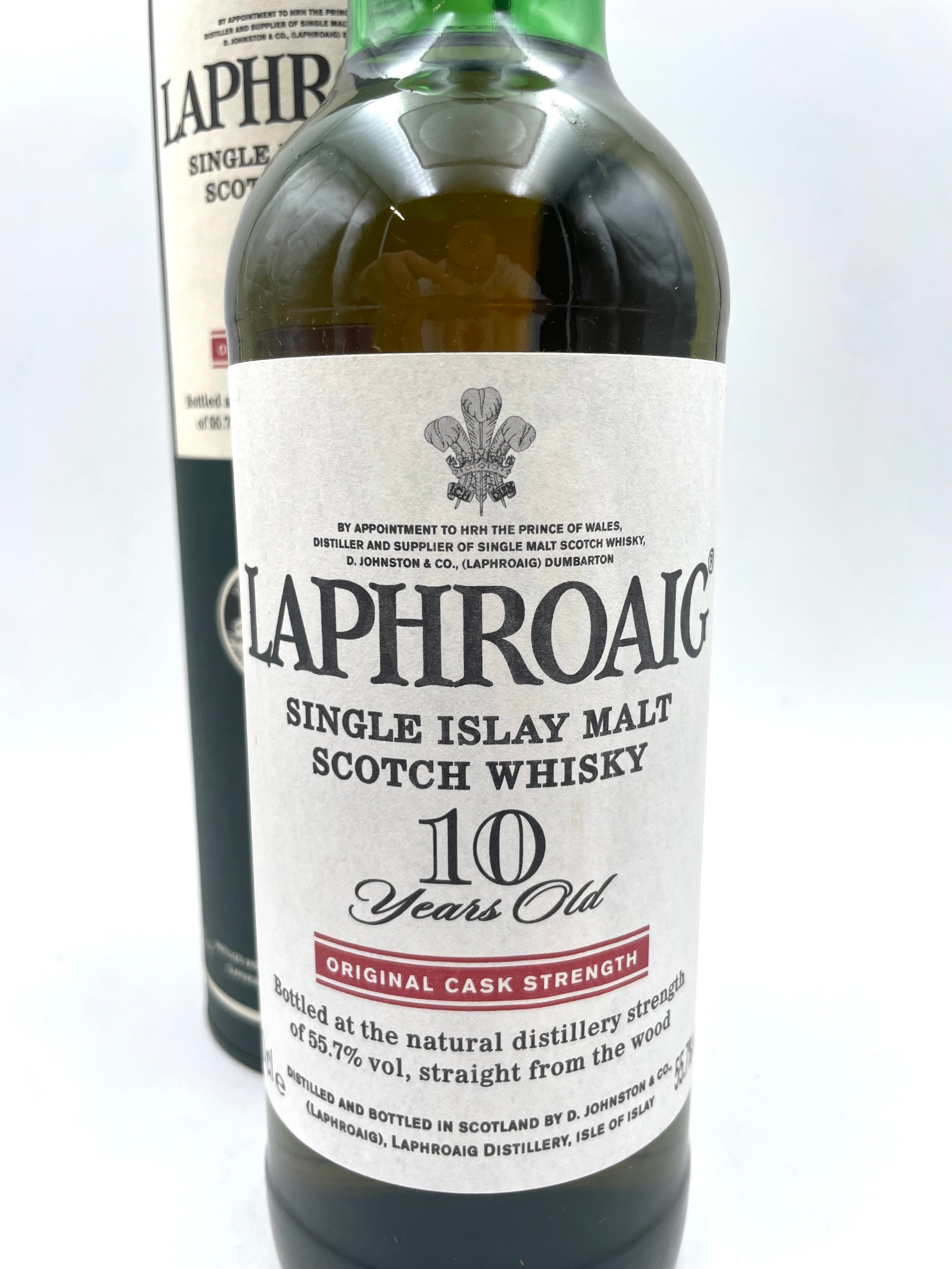 Laphroaig - 10 YO Original Cask Strength Single Islay Malt Scotch Whisky - 2000s