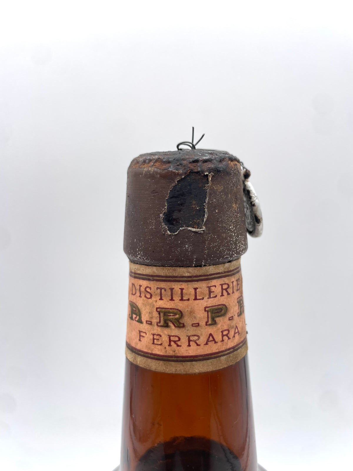 A.R.P.A Distillery - Cherry Brandy - Head Seal 1940s