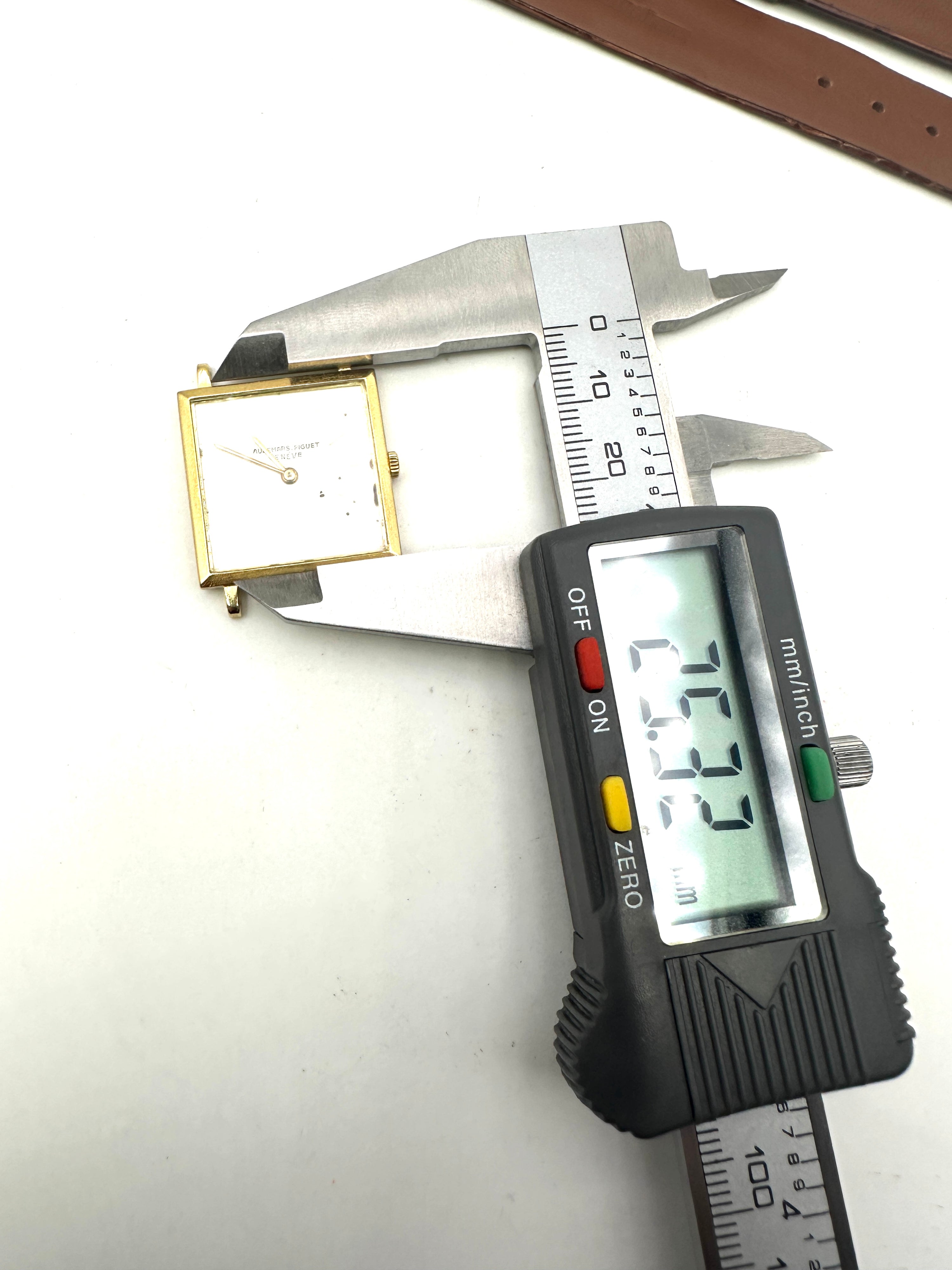 Audemars Piguet - Vintage - Oro 18K - Carica Manuale - Quadrato 25 mm