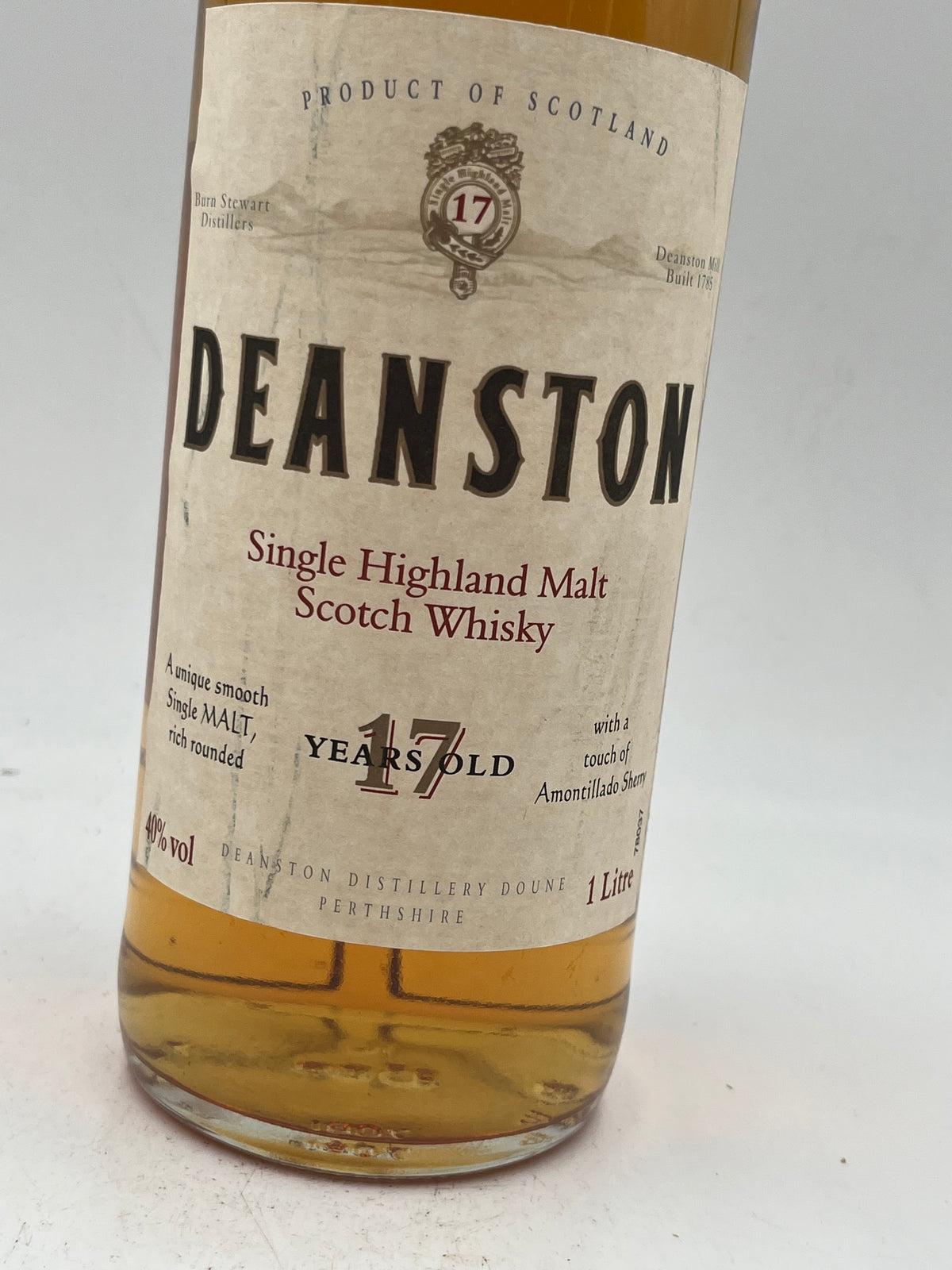Deanston - 17 YO Single Highland Malt Scotch Whisky - 1980s