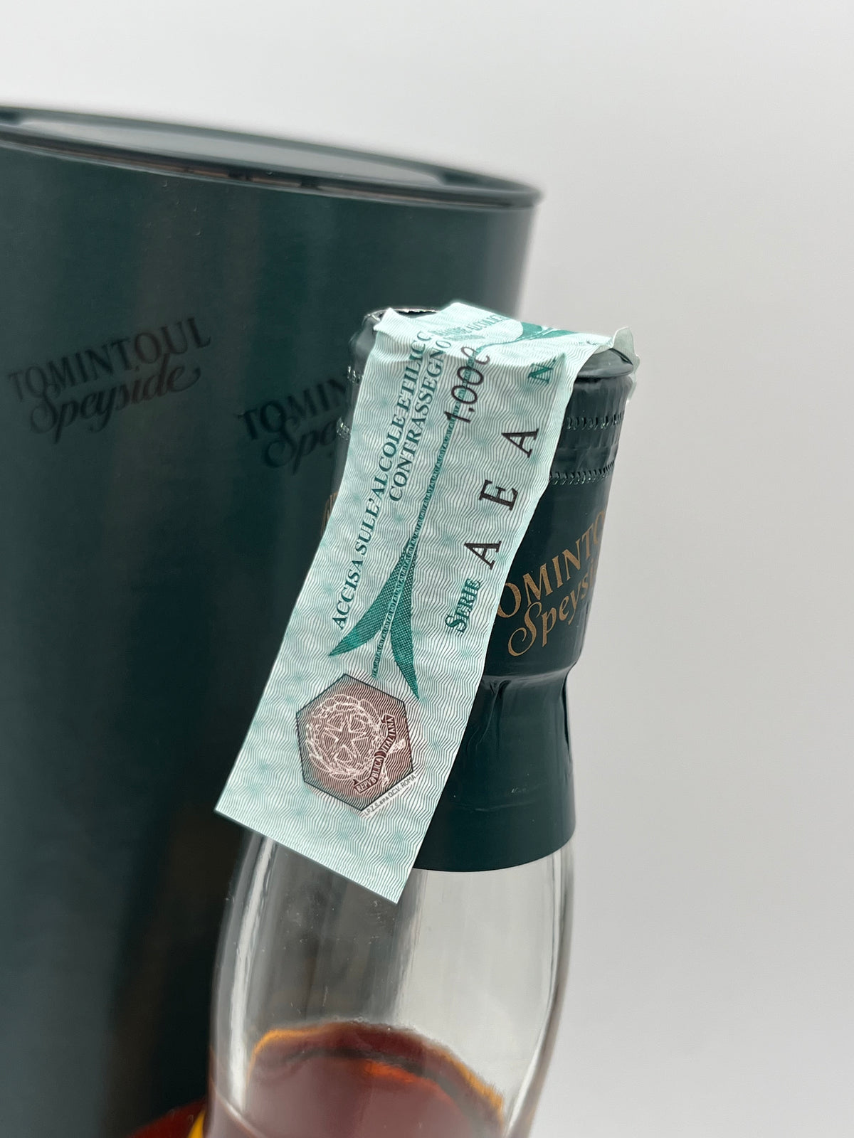 Tomintoul - 10 YO Speyside Single Malt Scotch Whisky - 2000s