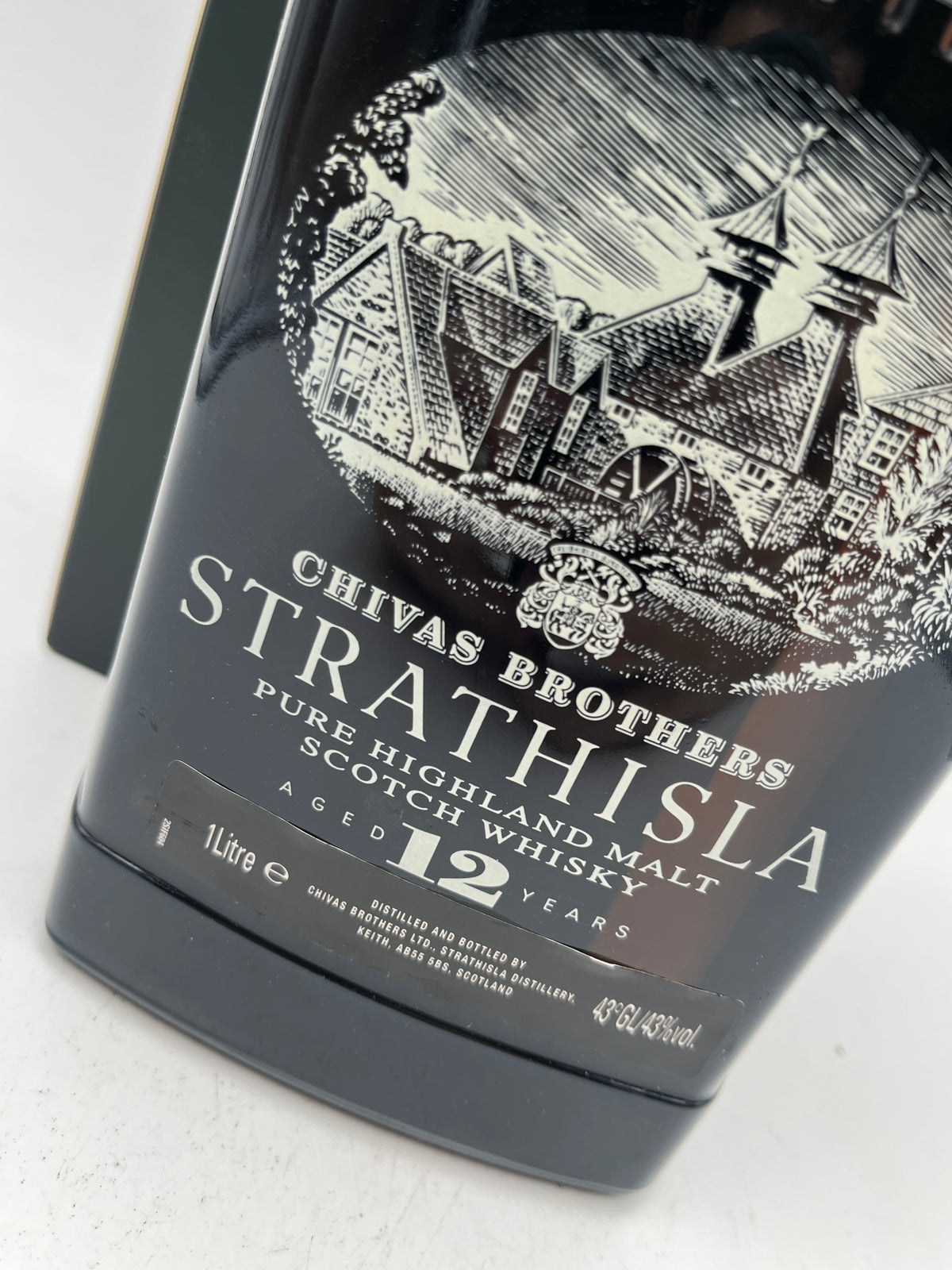 Strathisla - 12 YO Pure Highland Malt Scotch Whisky - 2000s