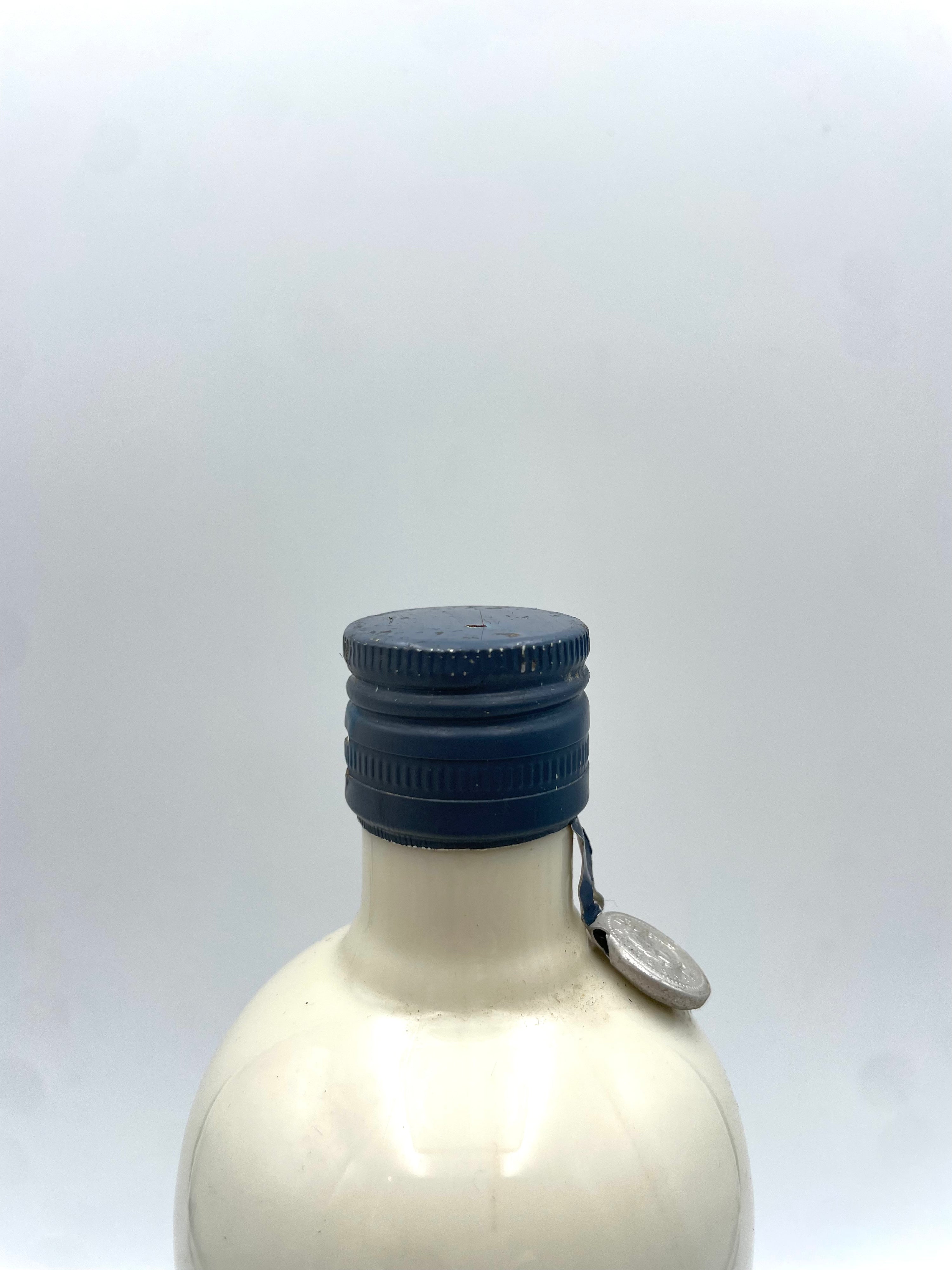 Pacini - Hen's Milk - Stella Seal 1950s