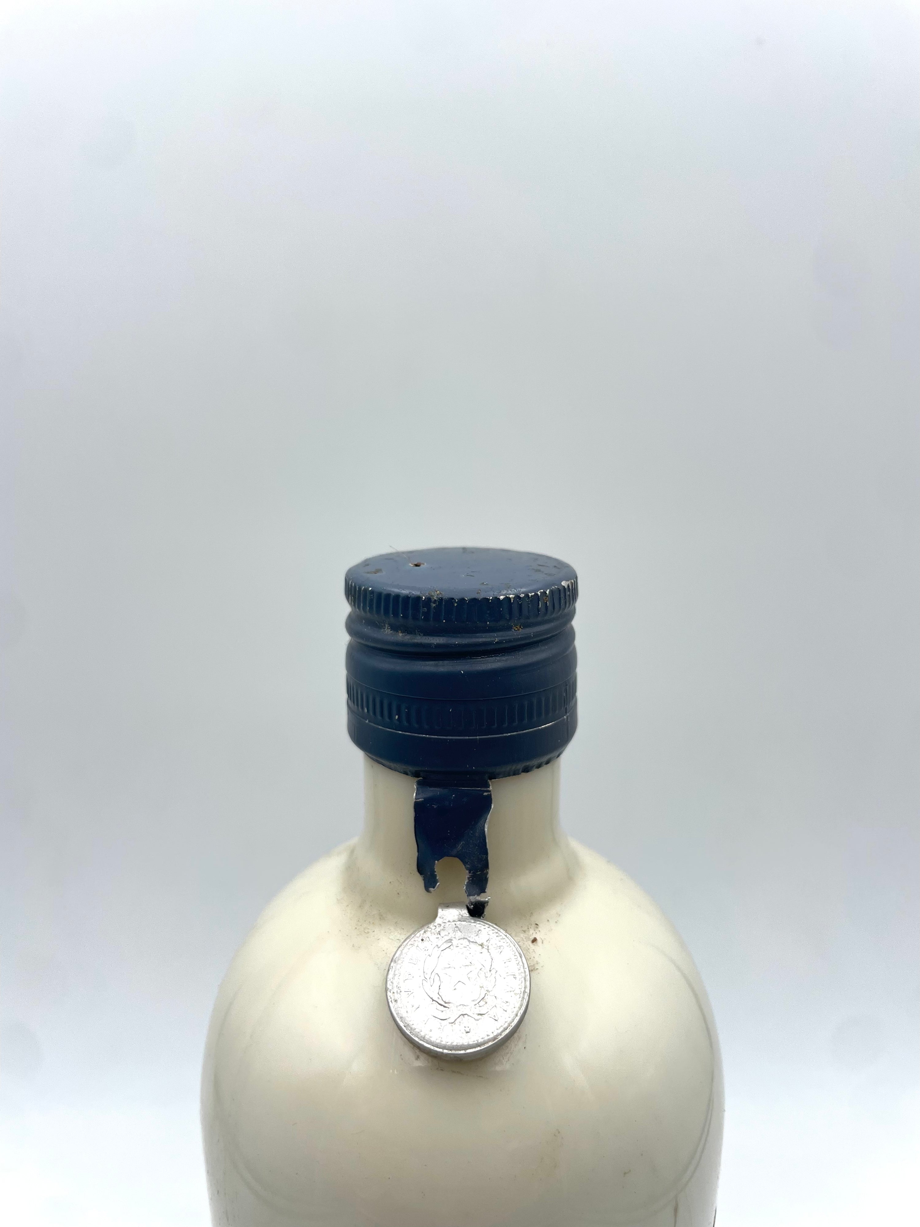 Pacini - Hen's Milk - Stella Seal 1950s