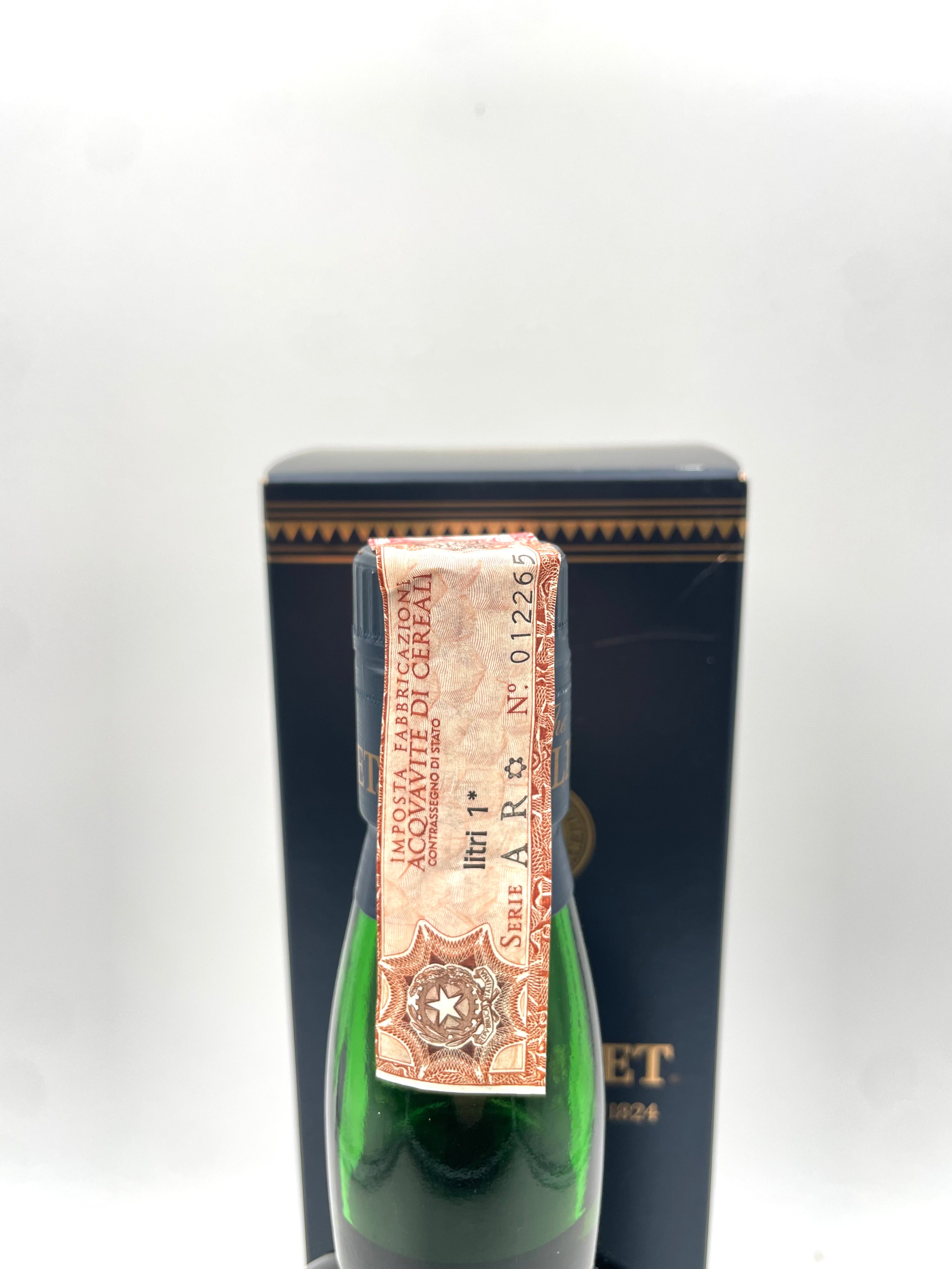 The Glenlivet - 18 YO Pure Single Malt Scotch Whisky - 90s