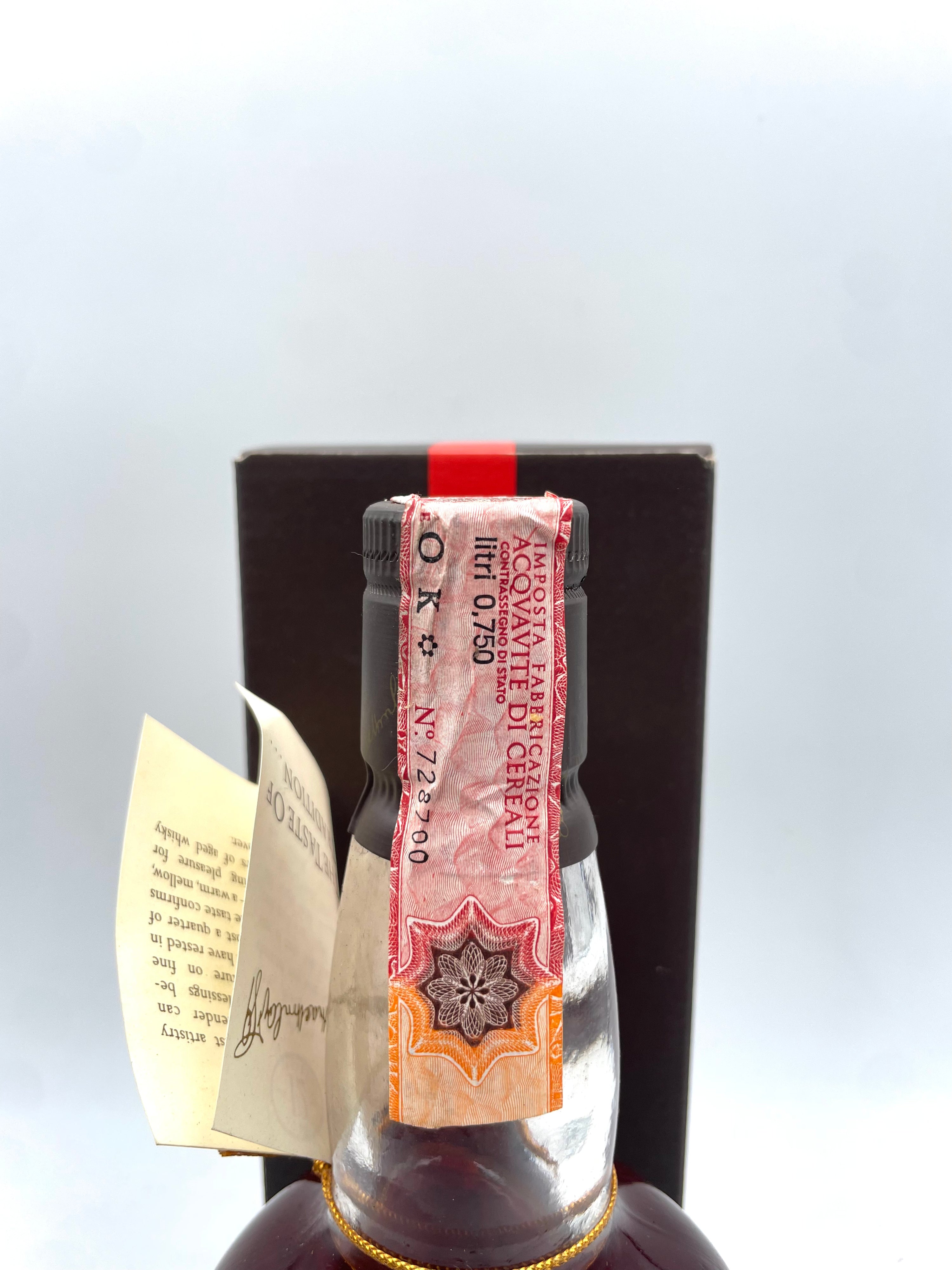Mackinlay - 21 YO Finest Scotch Whisky - 1980s