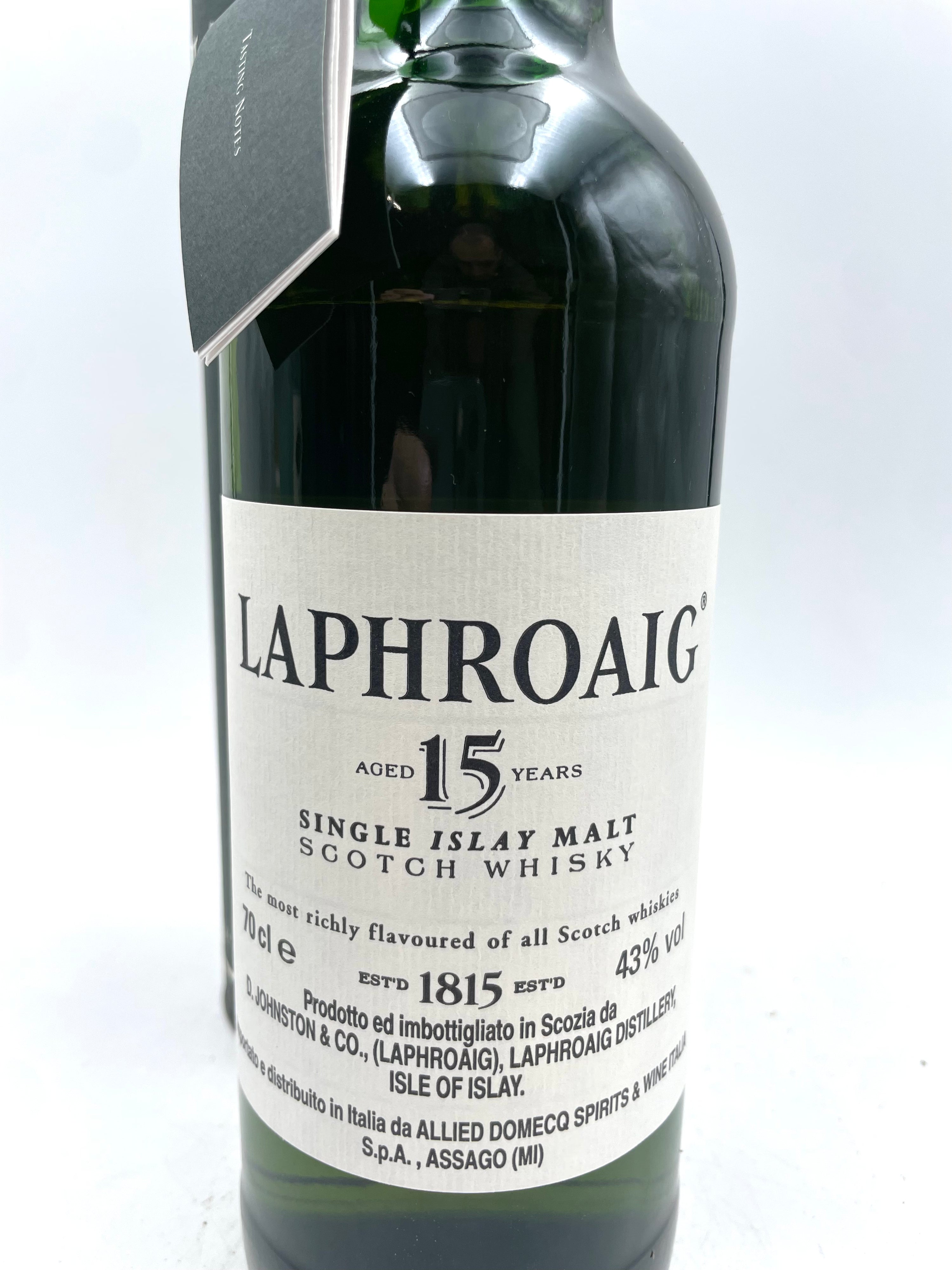 Laphroaig - 15 YO Single Islay Malt Scotch Whisky - 2000s