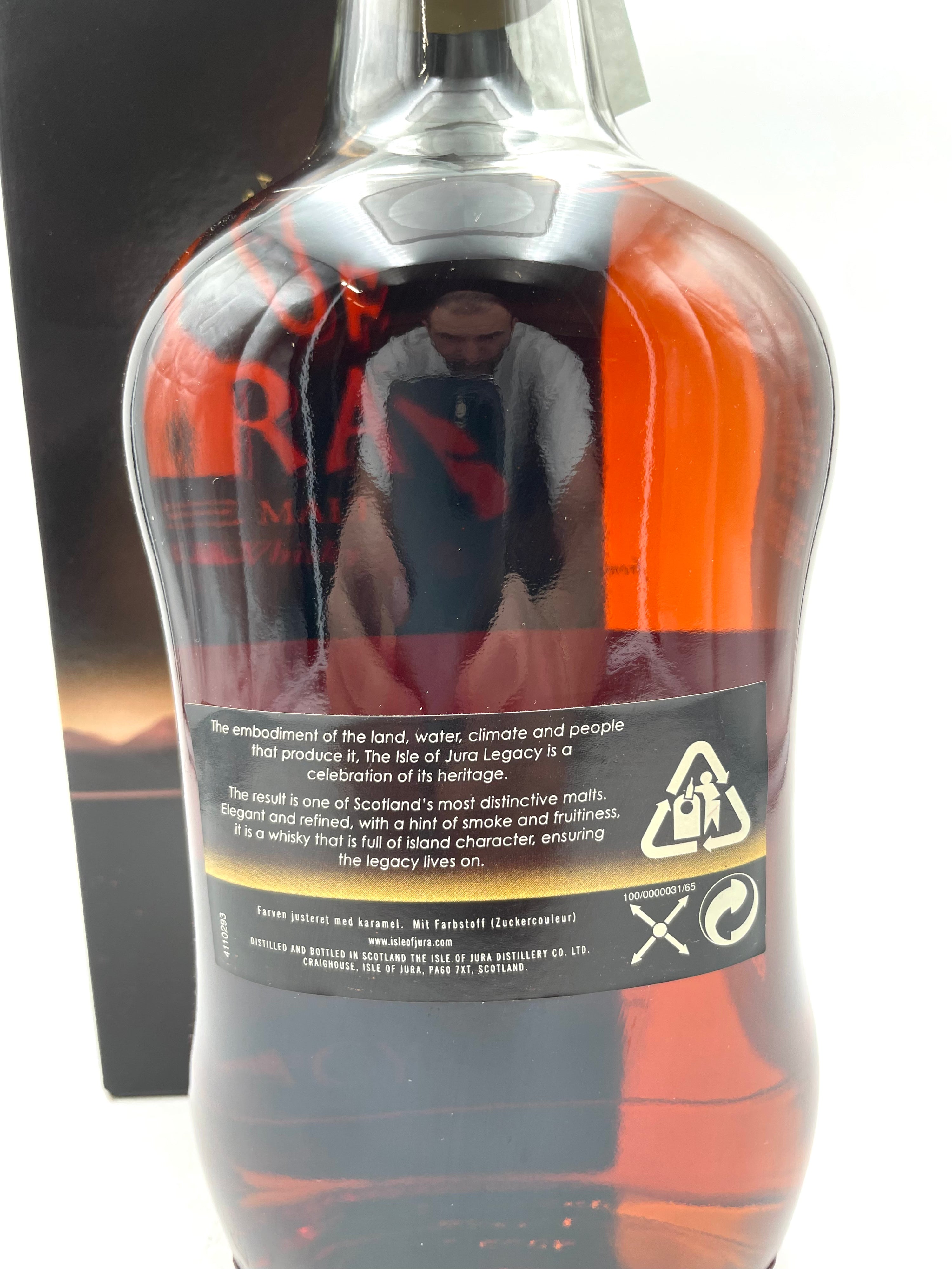 Isle Of Jura - 10 YO Legacy Single Malt Scotch Whisky - 00s