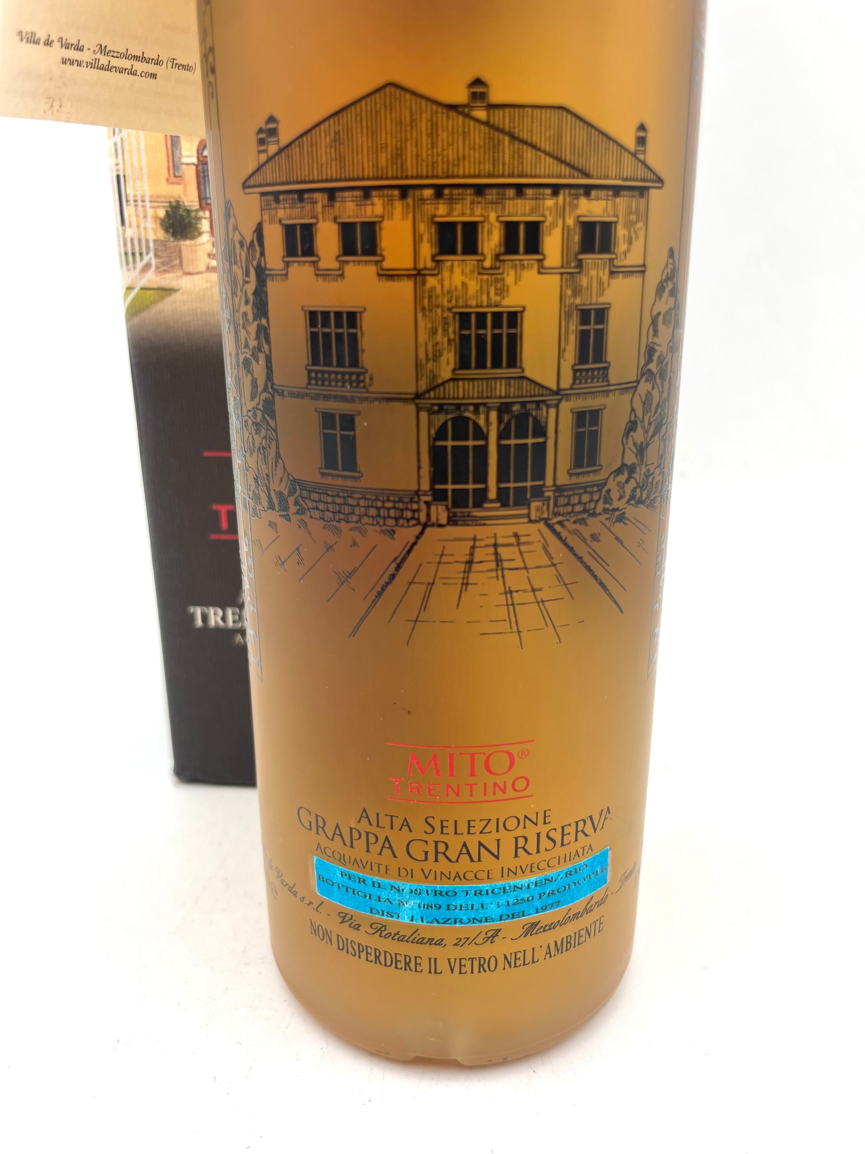 Villa de Varda - Grappa Gran Riserva Mito Trentino - 1990s