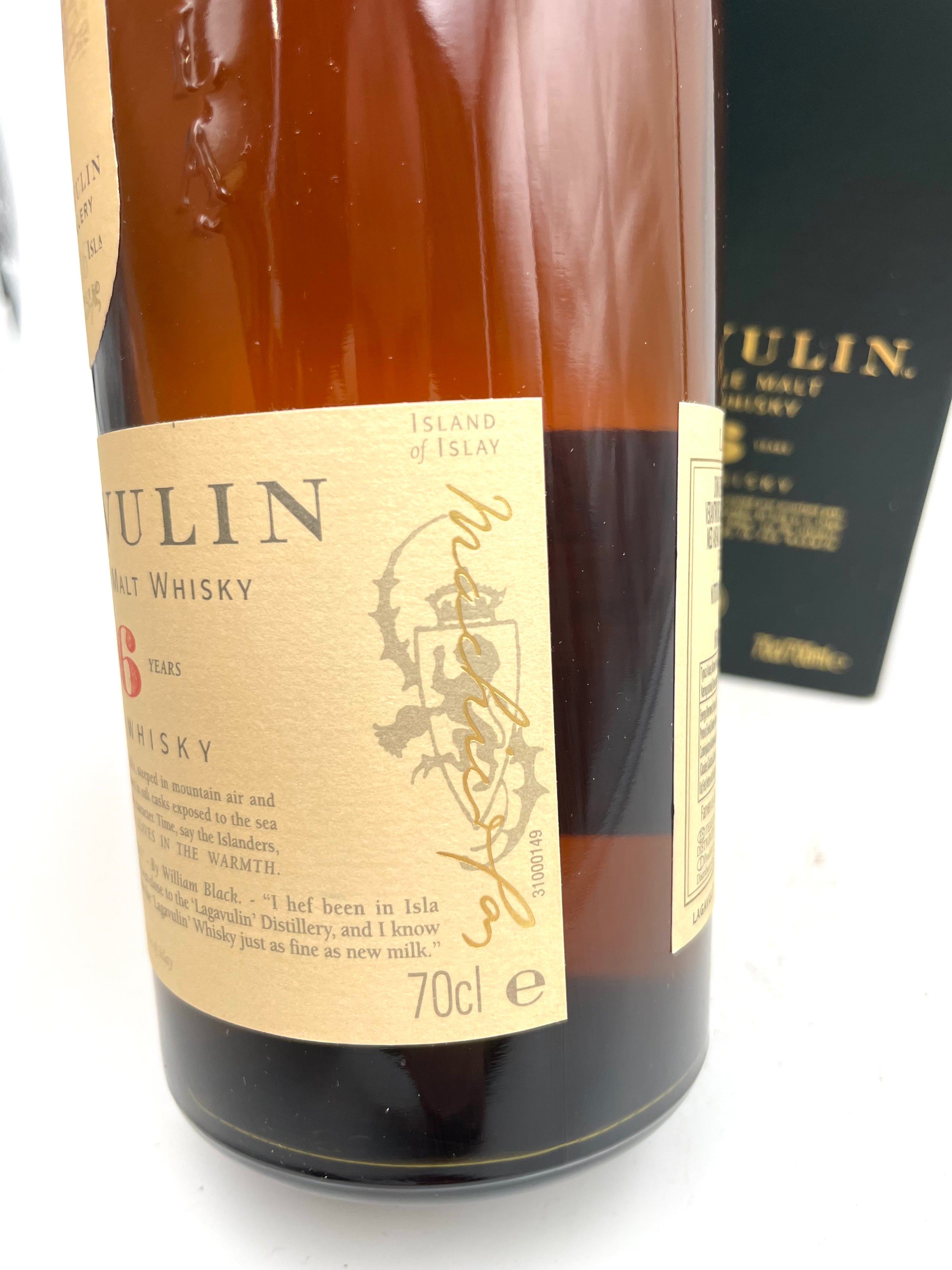 Lagavulin - 16 YO Islay Single Malt Scotch Whisky - Bottl. 2000