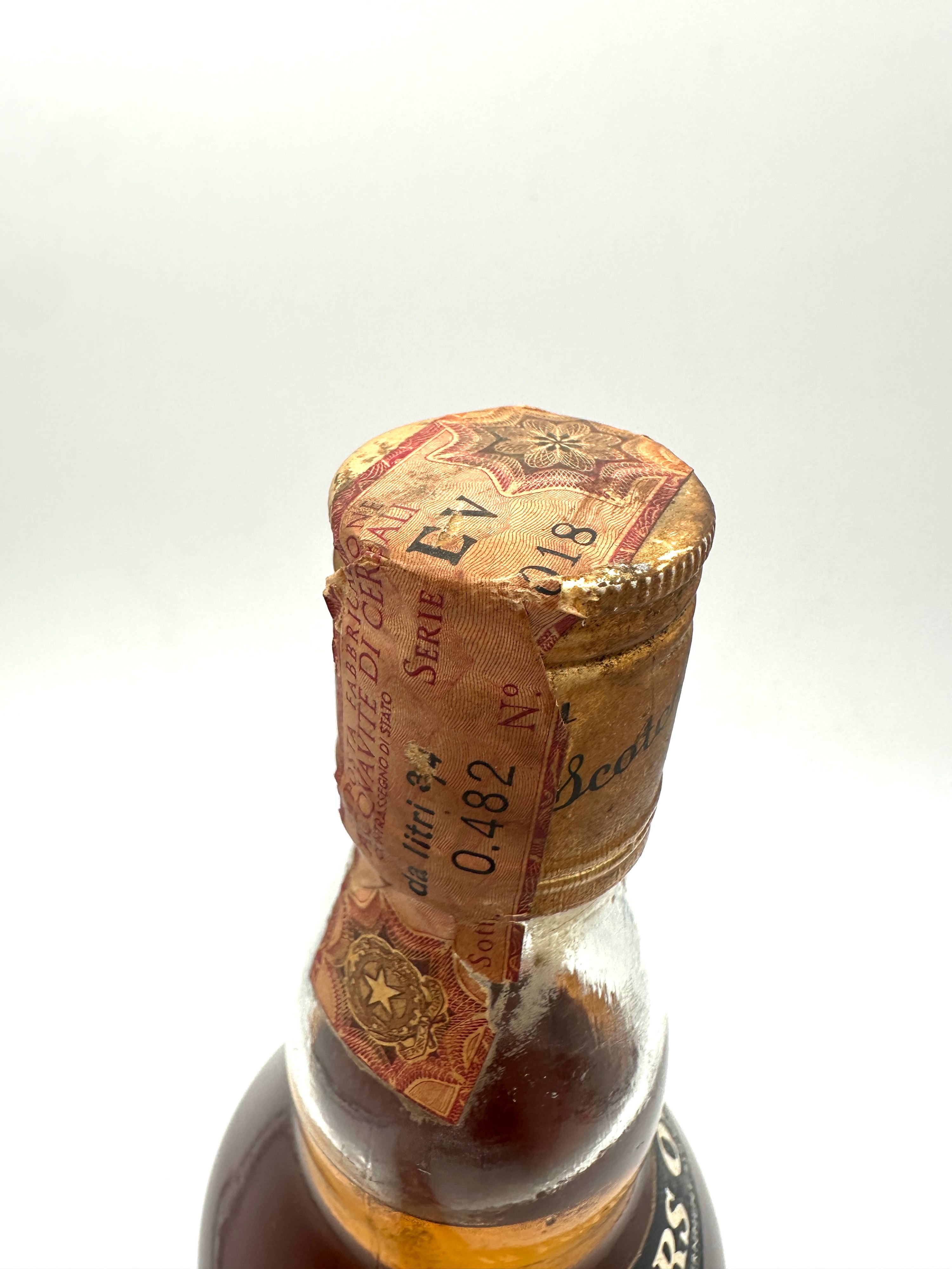 Queens Tower - 15 Year Old Scotch Whisky - Sheridan & Gail - 1960s
