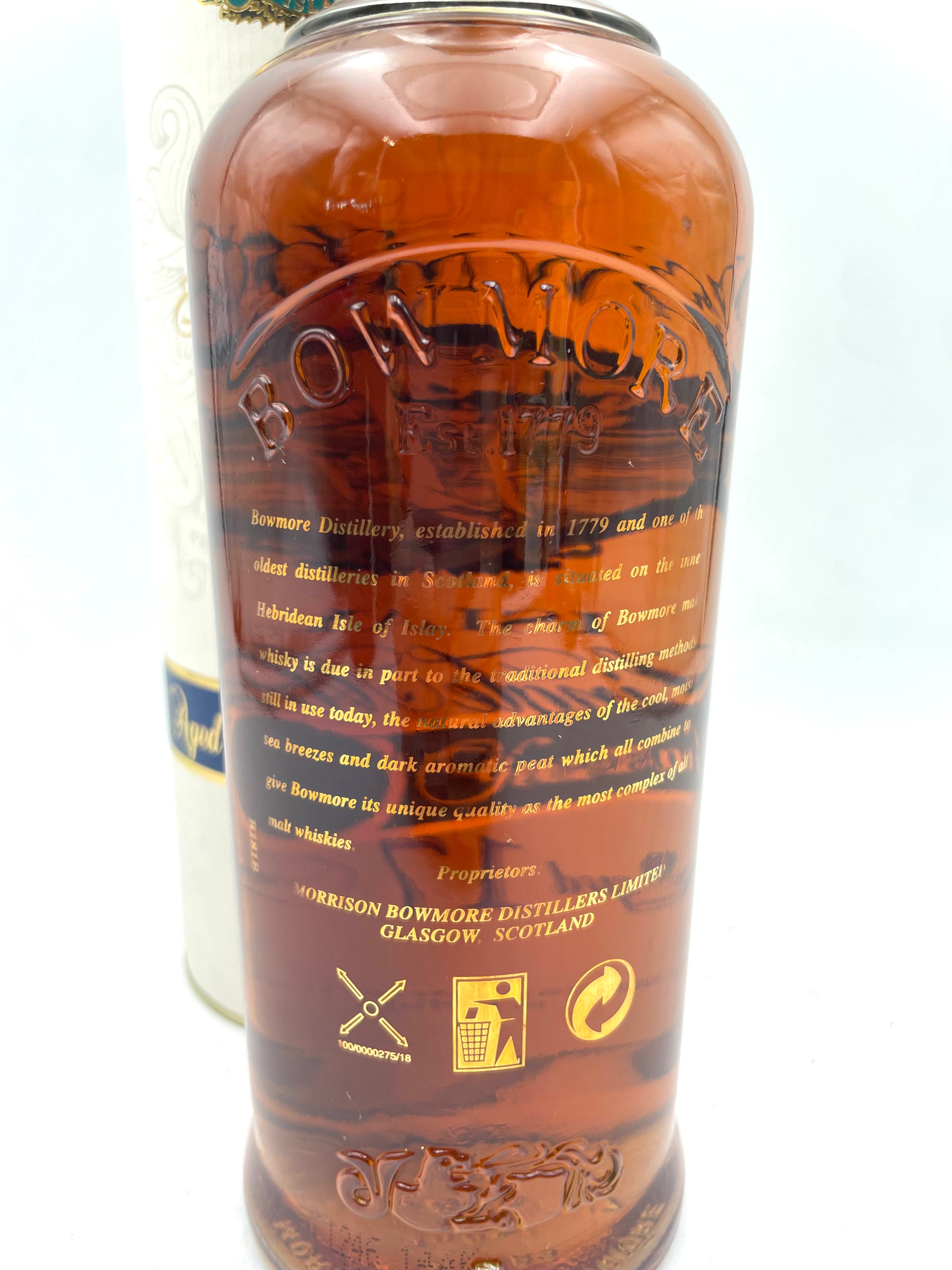 Bowmore - 17 YO Islay Single Malt Scotch Whisky - 1990s