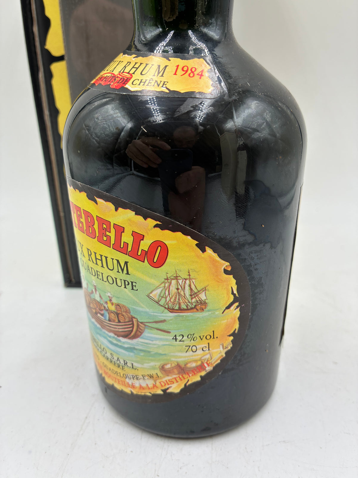 1984 - Montebello - Vieux Rhum De La Guadeloupe - 0,7L 42%