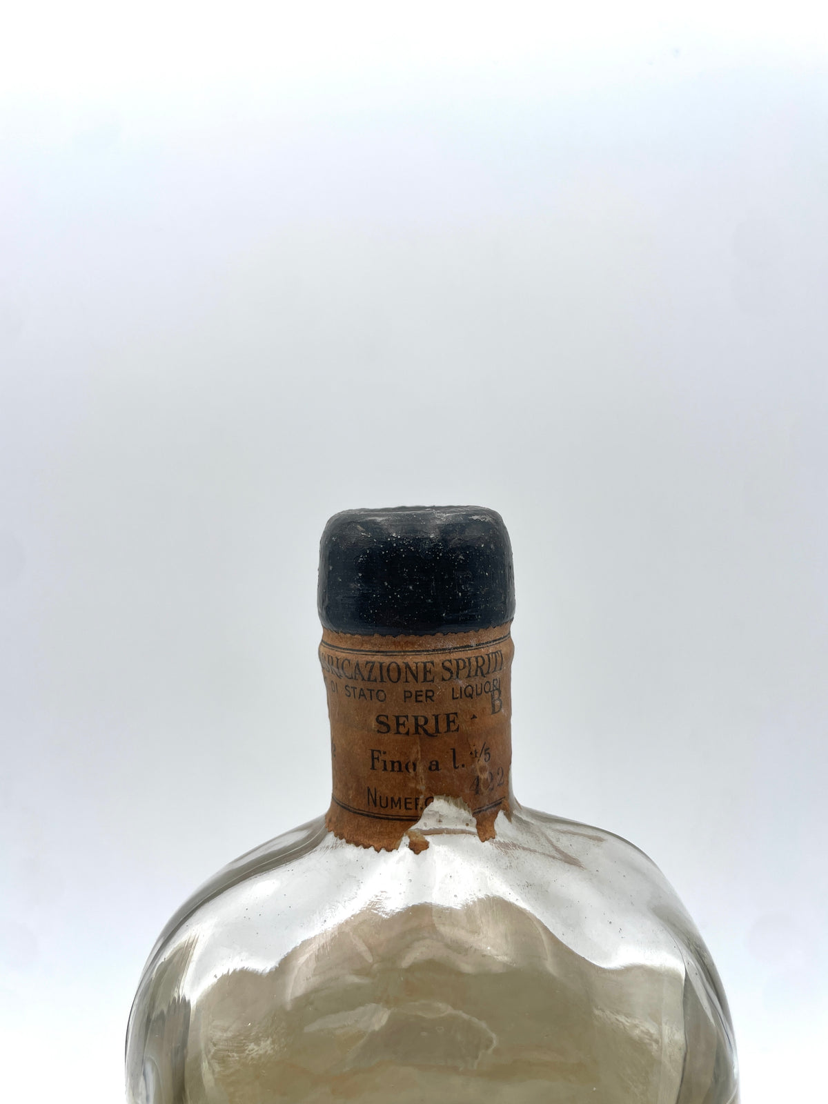 Buton - Dry Gin - Savoy Coat of Arms Seal